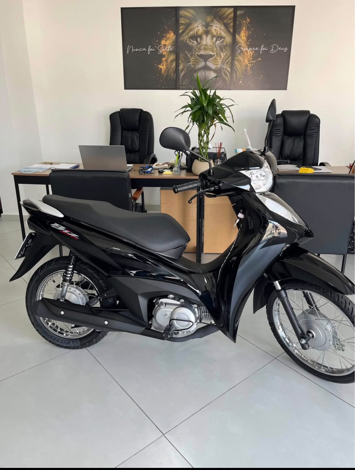 HONDA BIZ ES